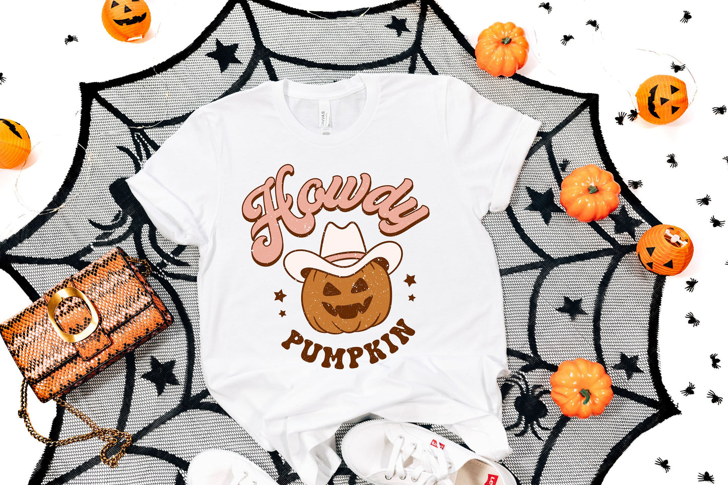 Howdy Pumpkin Halloween Shirt, Cute Women's Western Halloween Tee, Retro Halloween Sweatshirt, Cute Country Cowgirl Halloween T-Shirt