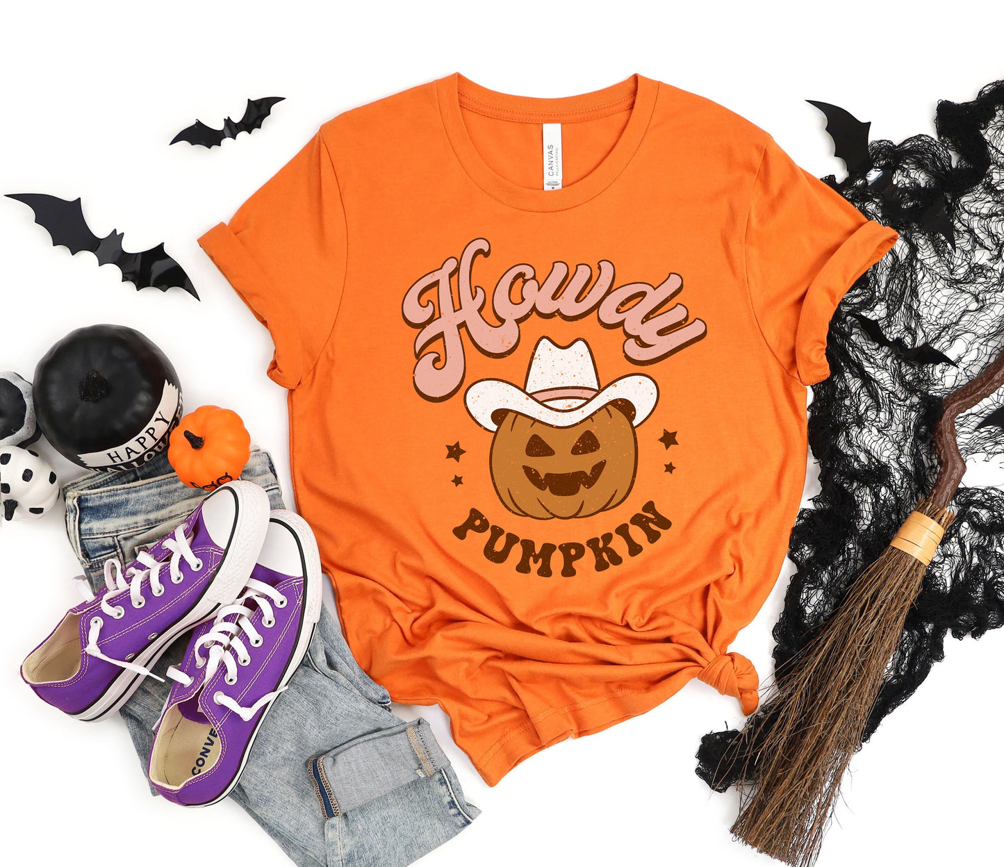 Howdy Pumpkin Halloween Shirt, Cute Women's Western Halloween Tee, Retro Halloween Sweatshirt, Cute Country Cowgirl Halloween T-Shirt
