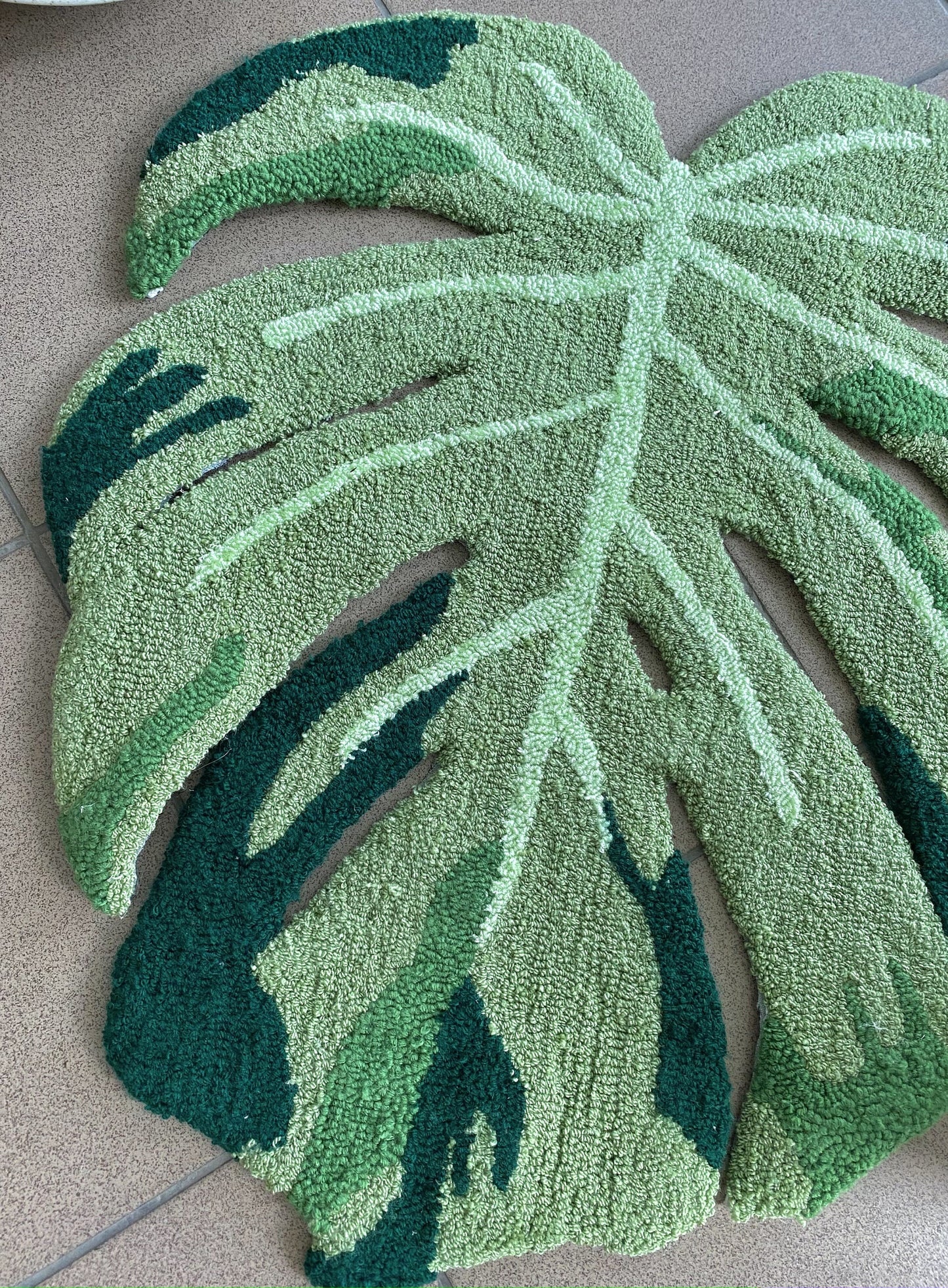 Monstera leaf rug, Modern Rug, Plant Rug, Bedroom Rug, Cute Non-Slip Rug, Living room floor mat, Custom Tufted Rug