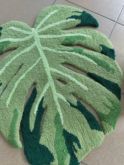 Tufted Monstera Leaf Rug, Hypoallergenic Acrylic Nature-Inspired Decor, Non-slip Area rug, Sentimental gift for Mother day, Gift for mother