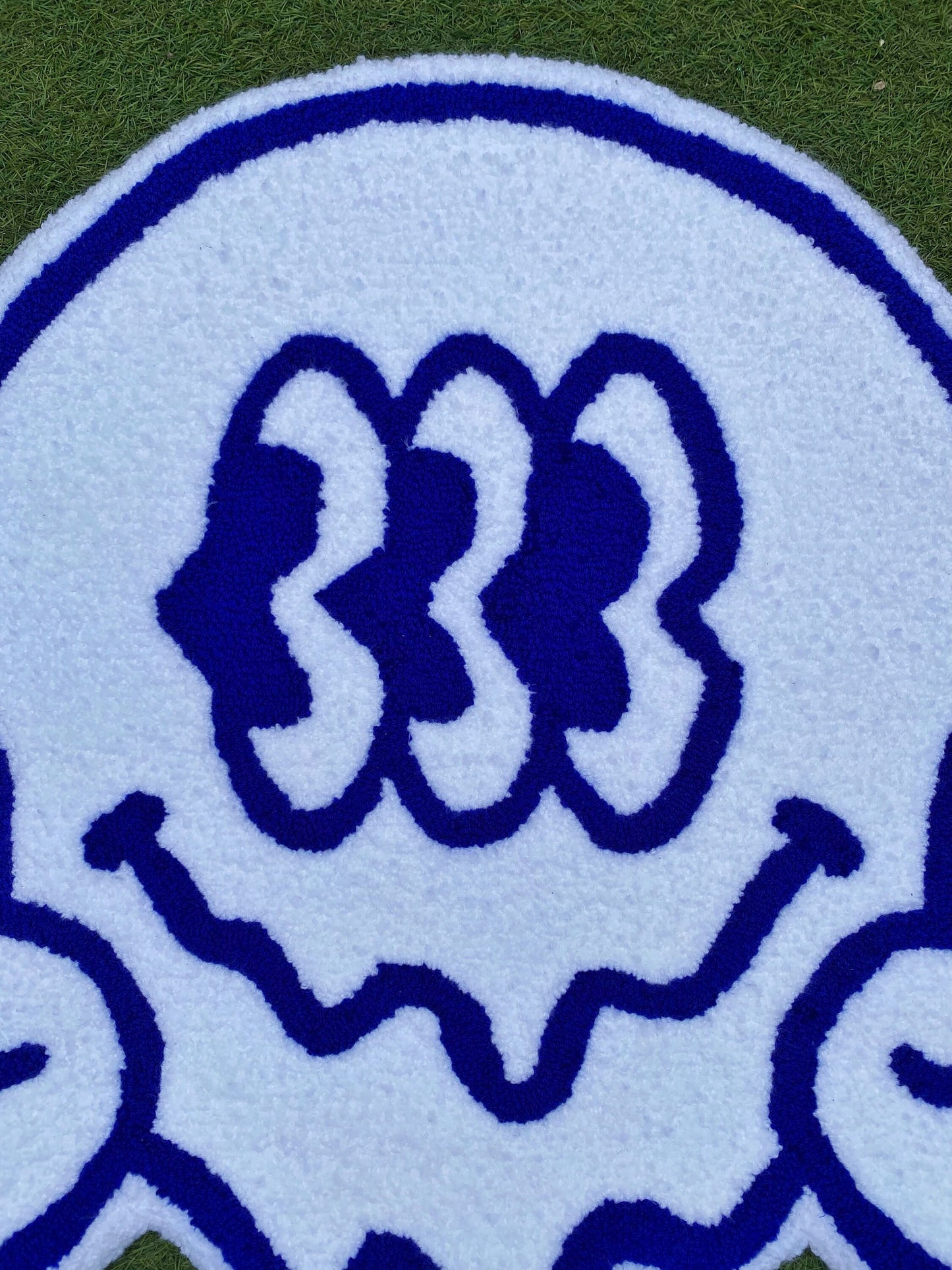 Cute trippy smile non-slip rug, Psychedelic Tripping Decor, New home gift, Alien rug