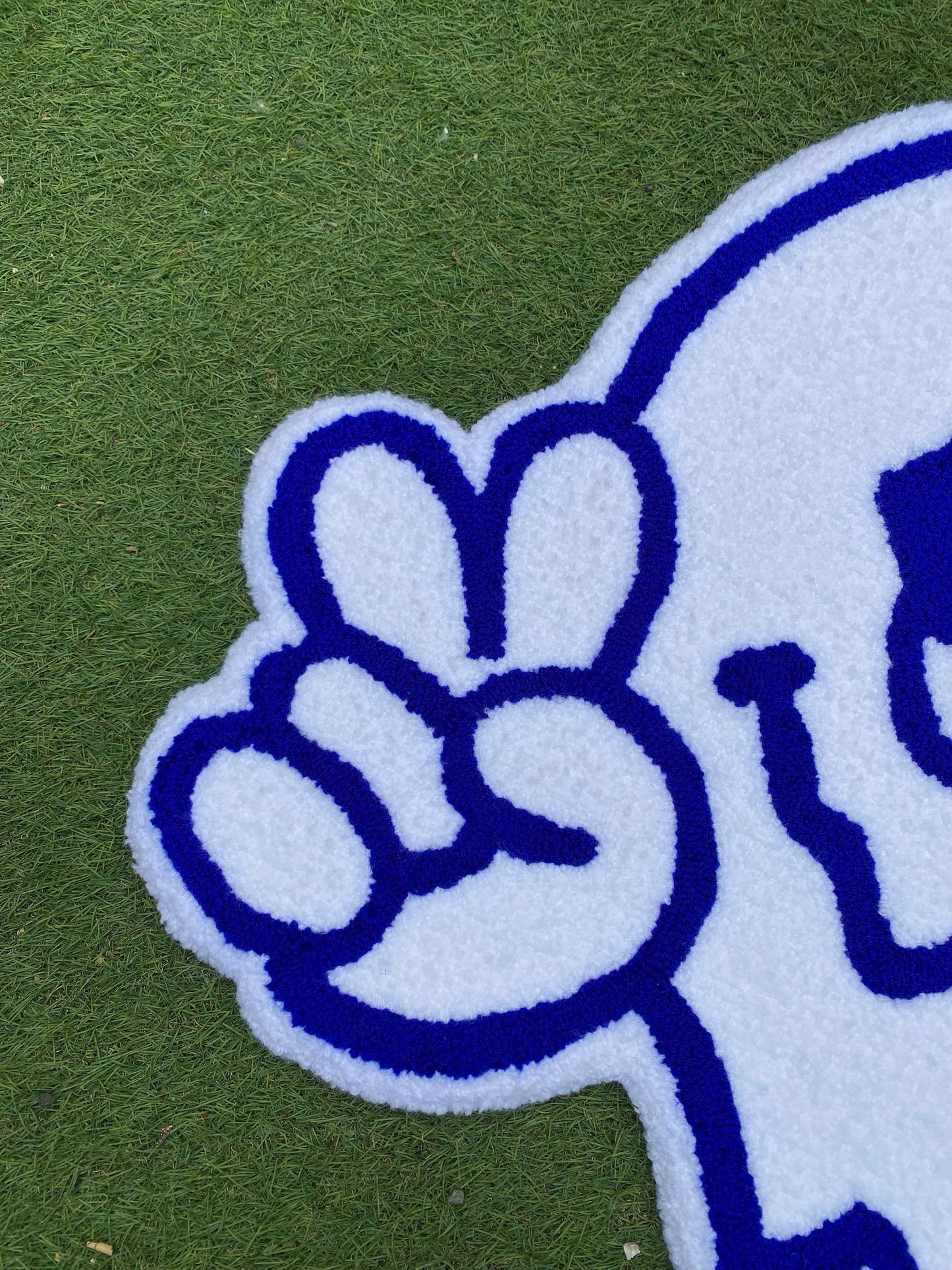 Cute trippy smile non-slip rug, Psychedelic Tripping Decor, New home gift, Alien rug