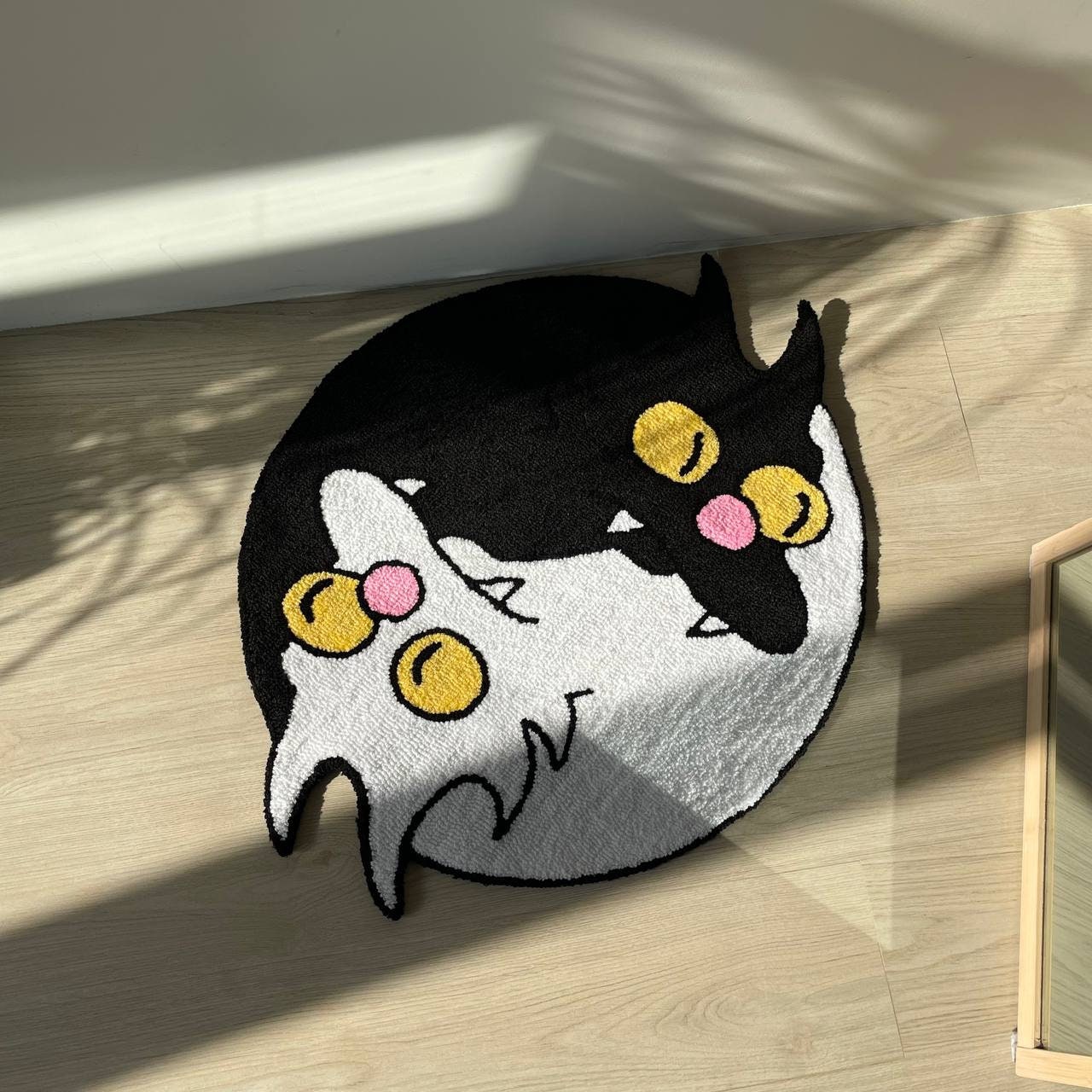 Handmade Yin Yang Cat Rug: Acrylic Tufted Cartoon Carpet
