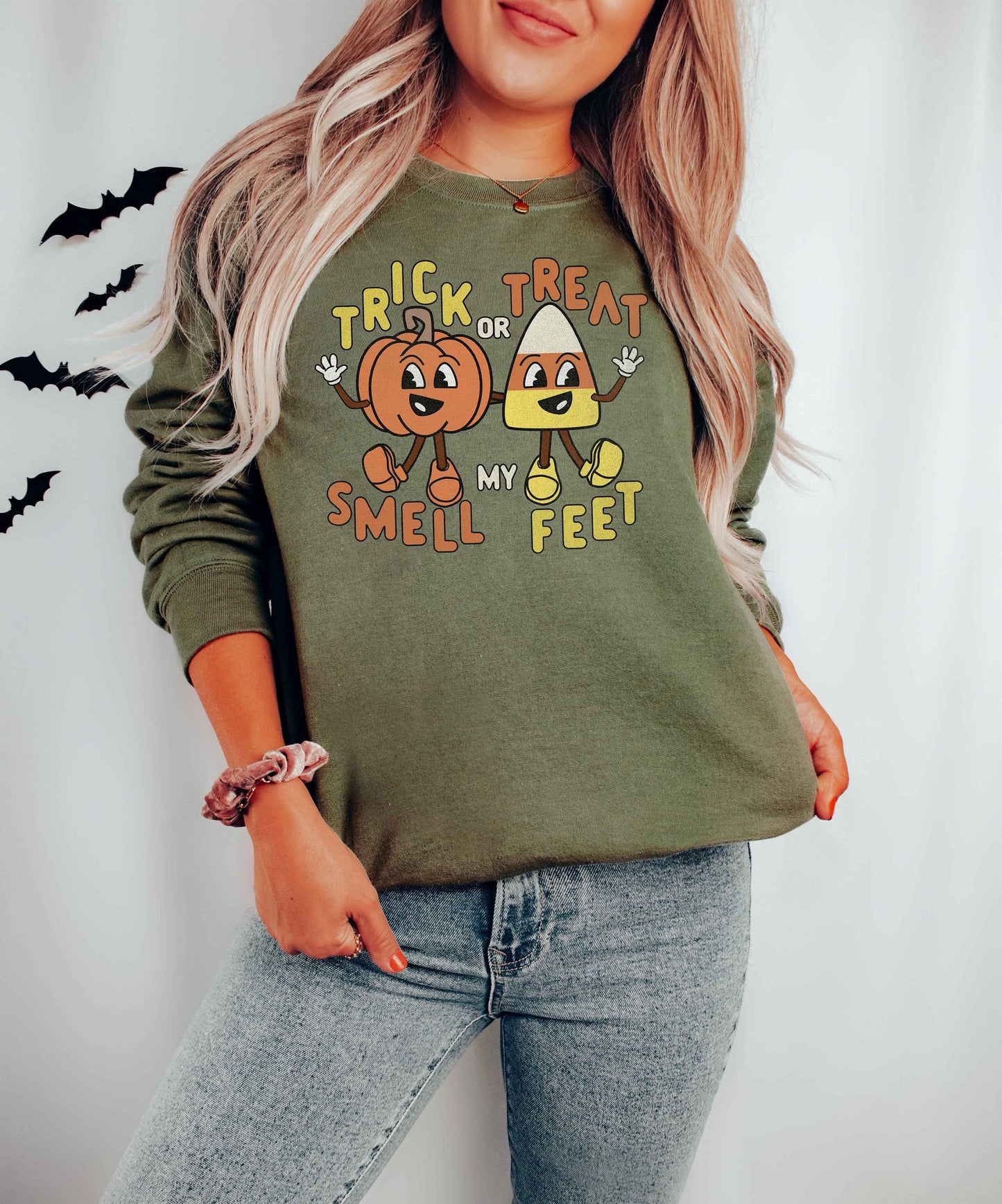 Trick or Treat Sweatshirt, Funny Halloween Sweatshirt, Halloween Party Sweatshirt, Halloween Costume Sweatshirt, Women Halloween Sweatshirt
