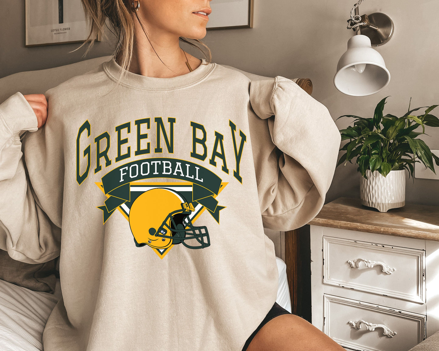 Green Bay Football Sweatshirt, Vintage Green Bay Crewneck, Retro Green Bay Sweatshirt, Green Bay Varsity Sweatshirt, Green Bay Long Sleeve