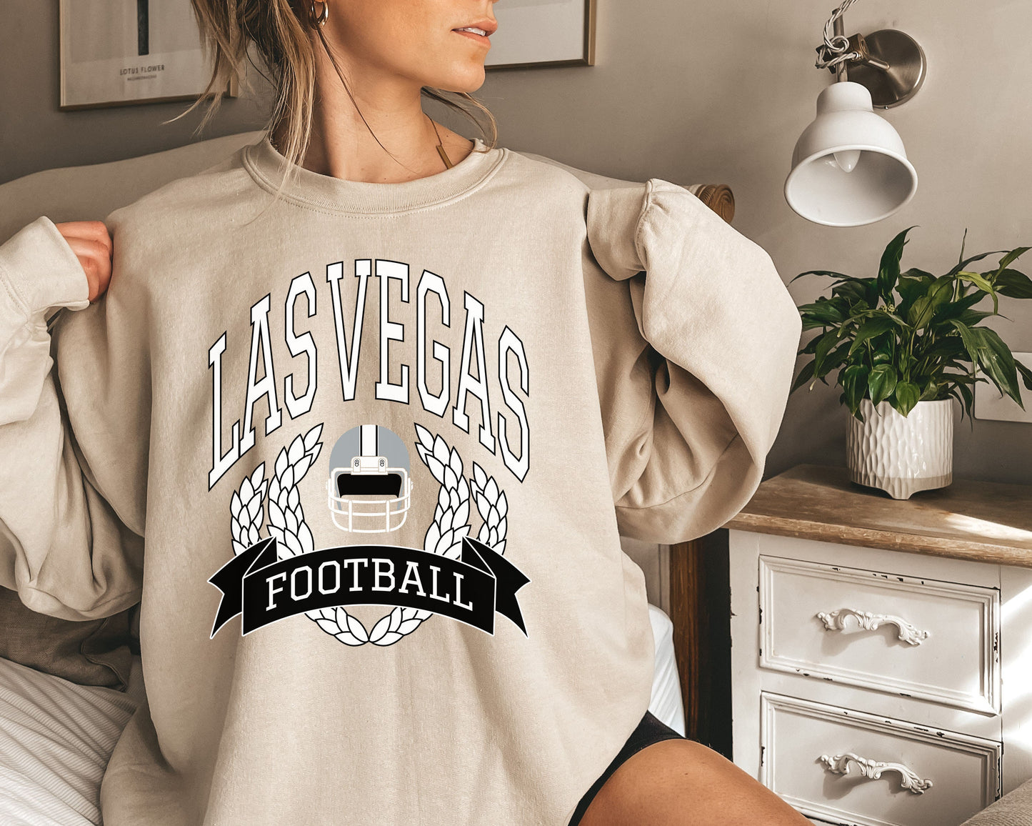 Las Vegas Football Sweatshirt, Vintage Las Vegas  Crewneck, Retro Las Vegas  Sweatshirt, Las Vegas  Varsity Sweatshirt, Las Vegas Longsleeve