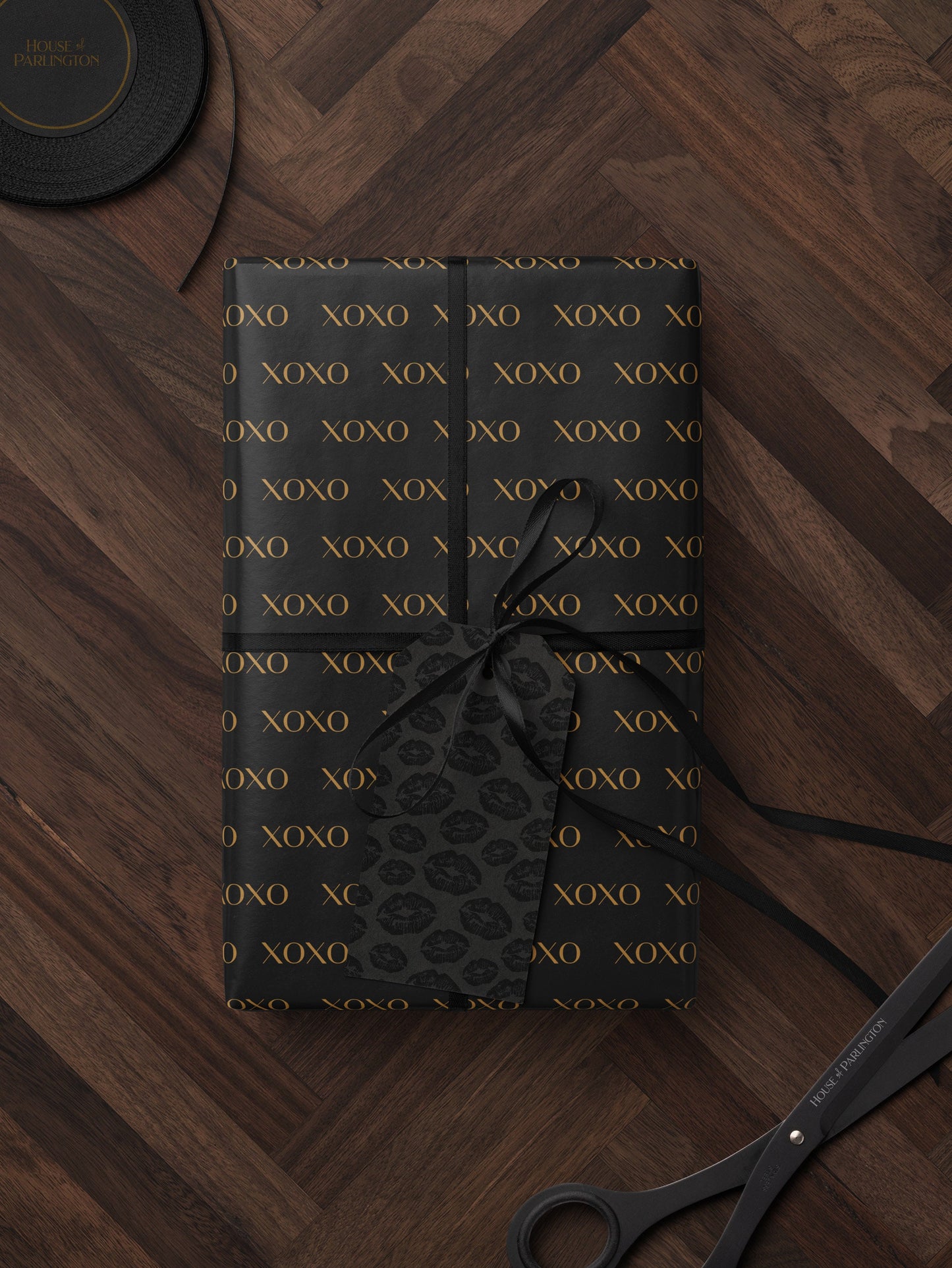 XOXO Wrapping Paper Love Gift Wrap for Special Occasion Wrapping Paper Wedding Gift for Valentines Day Gift for Her Date Night Gift