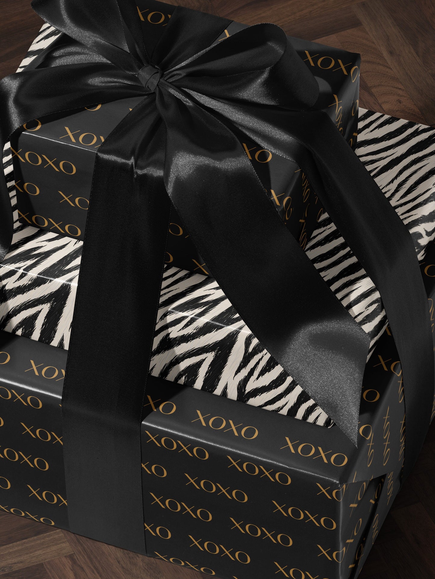 XOXO Wrapping Paper Love Gift Wrap for Special Occasion Wrapping Paper Wedding Gift for Valentines Day Gift for Her Date Night Gift