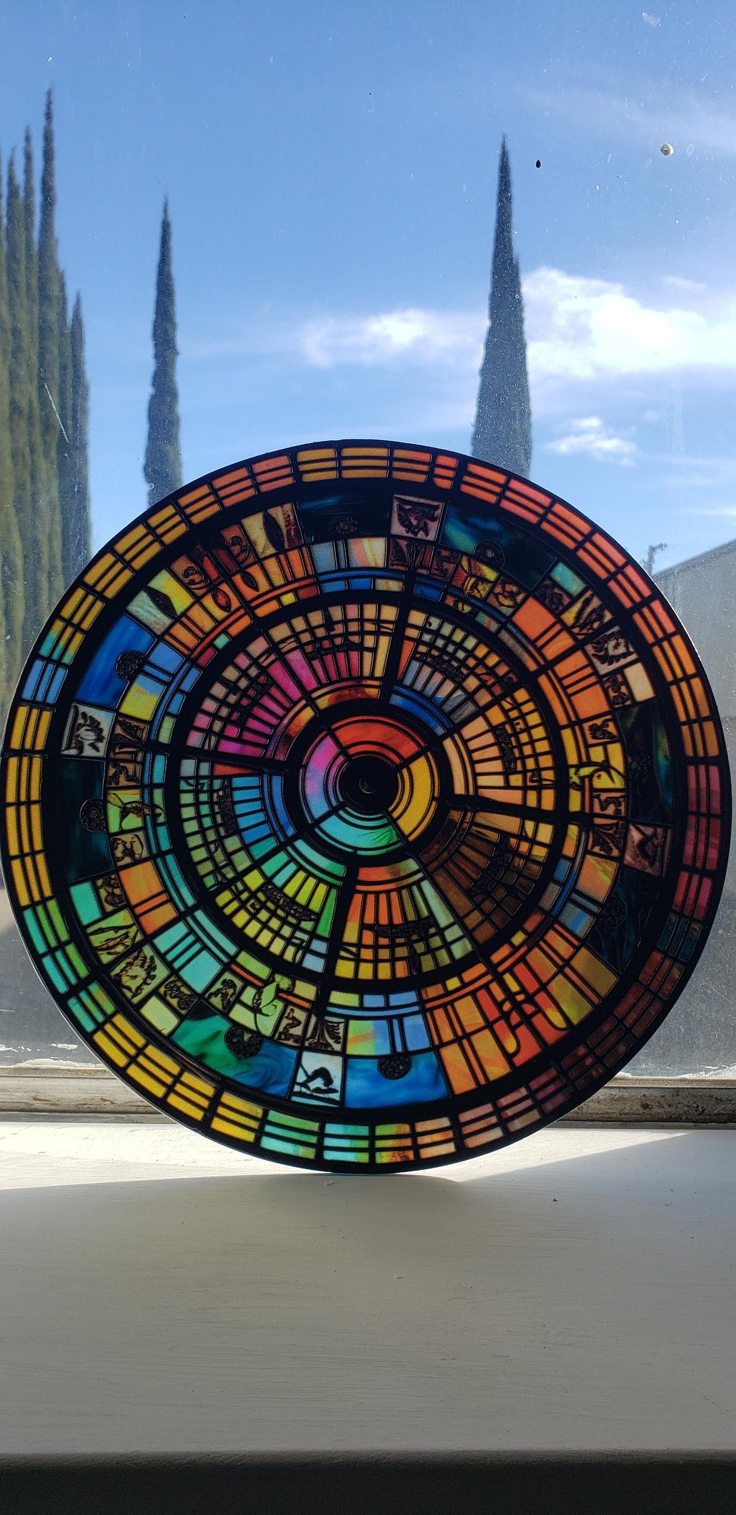 Concentric Circles: Stained Glass Style Window Hanging
