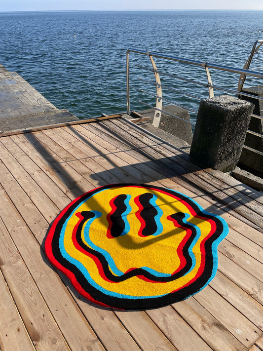 Abstract Smile Rug: Trippy Living Room Decor Carpet