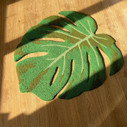 Handmade Monstera Leaf Tufted Rug: Tropical Plant Decor
