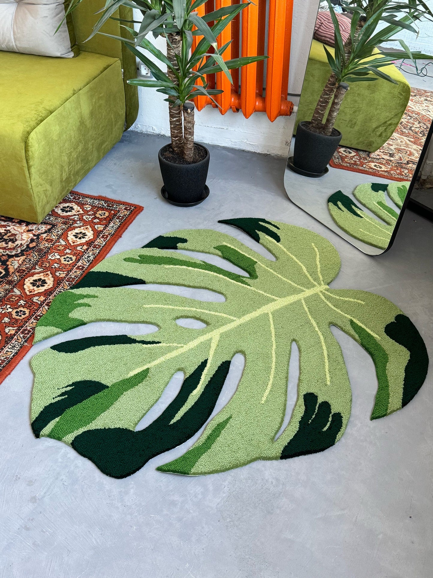 Monstera leaf rug, Modern Rug, Plant Rug, Bedroom Rug, Cute Non-Slip Rug, Living room floor mat, Custom Tufted Rug
