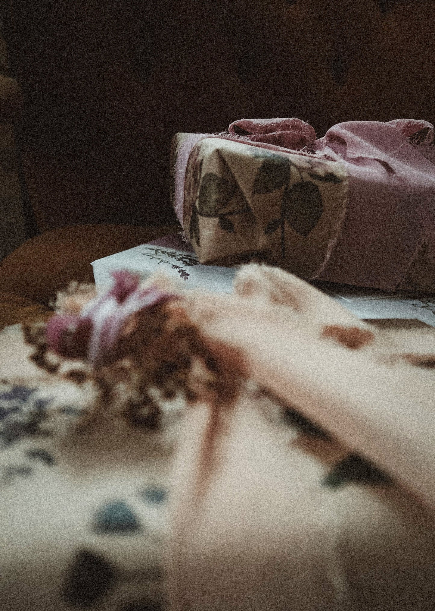 Vintage rose Wrapping paper, Gift Wrap, Wrapping, Rose Gift Warp, Wrapping paper, gift paper, floral wrapping paper, rose recycled wrappaper