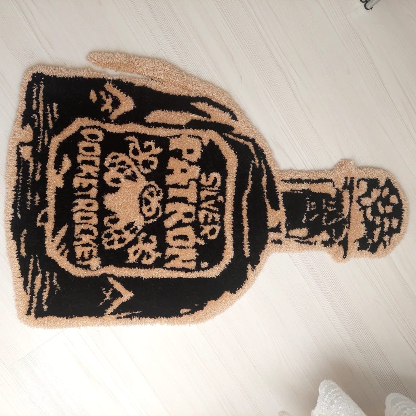 Alcohol Rug, Tufted Rug, Handmade Rug, Drink Rug, Vodka Rug, Wine Rug, Area Rug, Living Room Rug, Beer Rug,Whiskey Rug, Bar Decor,Home Decor