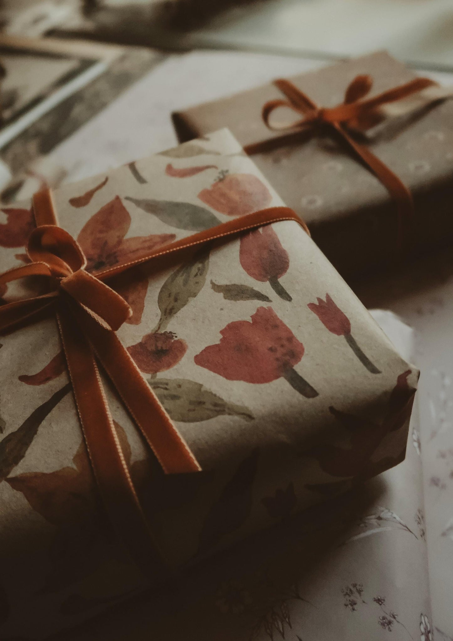 Tulips wrapping paper, Gift Wrap, gift wrapping paper, Gift Warp, Wrapping paper, gift paper, floral wrapping paper, recycled