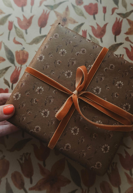 Daisies kraft wrapping paper, Gift Wrap, gift wrapping paper, Wrapping paper, gift paper, floral wrapping paper, recycled gift paper