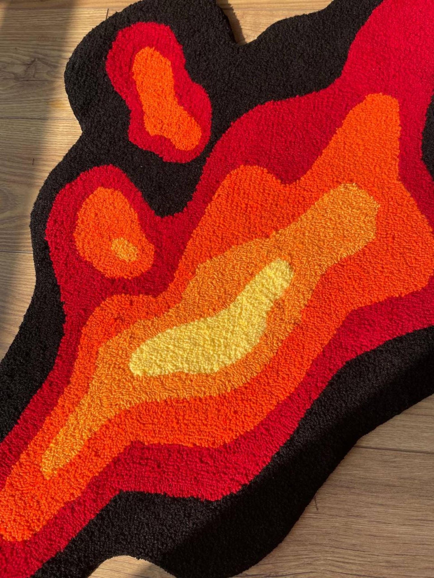 Abstract Tufted Rug: Handmade Liquid Shape Carpet