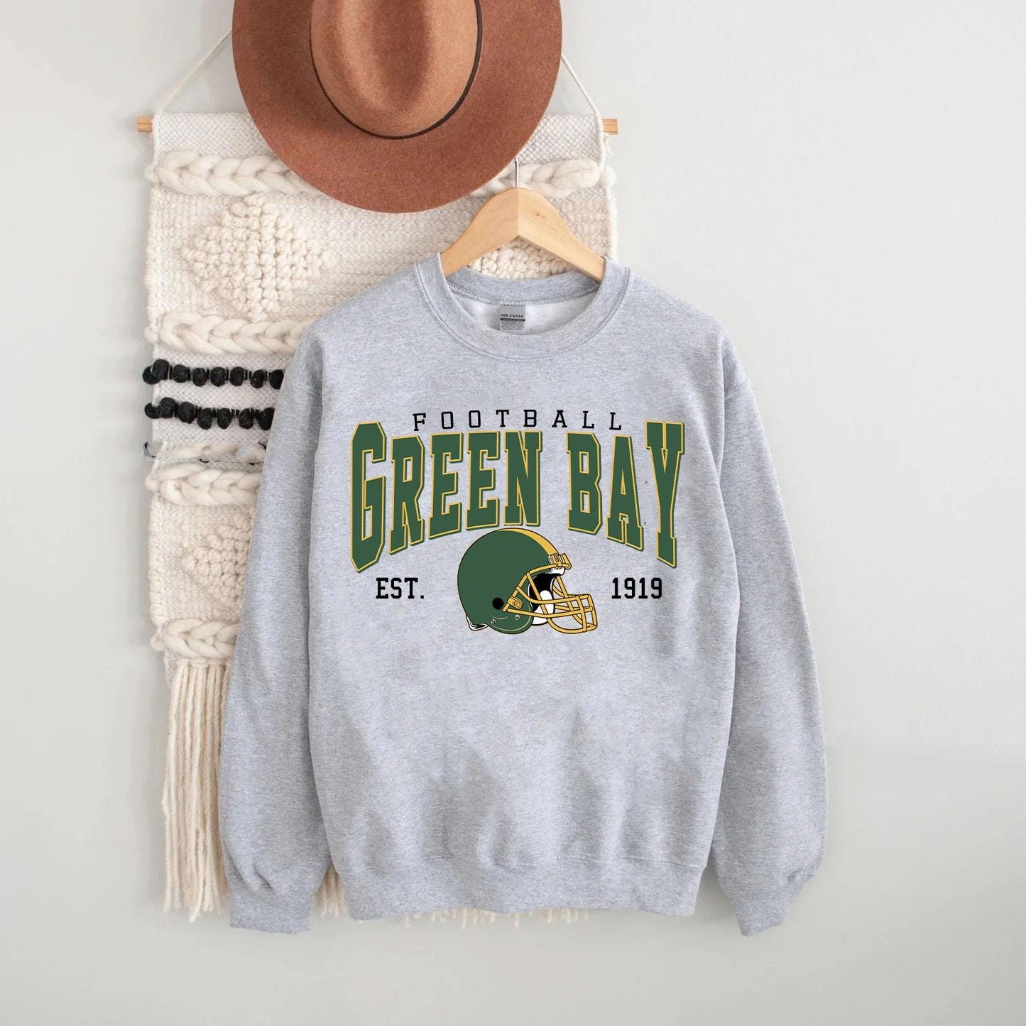 Green Bay Football Vintage Style Sweatshirt, Green Bay Shirt Retro Style 90s Unisex Crewneck, Graphic Tee Gift For Football Fan Sport.
