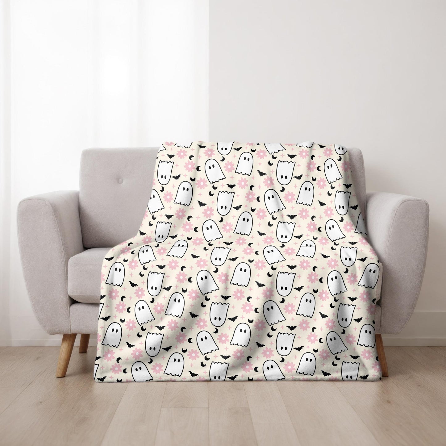 Soft Halloween Ghost Blanket, Halloween Home Decor or Gifts, Cute Spooky Soft Blanket, Cozy Fall Decor, Pink Ghost Throw, Hallowen Gift