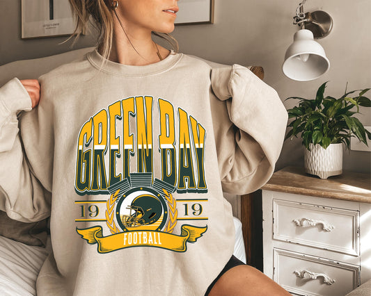 Green Bay Football Sweatshirt, Vintage Green Bay Crewneck, Retro Green Bay Sweatshirt, Green Bay Varsity Sweatshirt, Green Bay Long Sleeve
