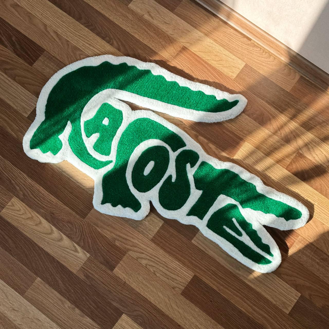 Custom tufted rugs.Custom alligator rug your design.Rugs for bedroom aesthetic.cool rug.Tufted rug.Hypebeast rug.Graphicr rugs crocodile rug