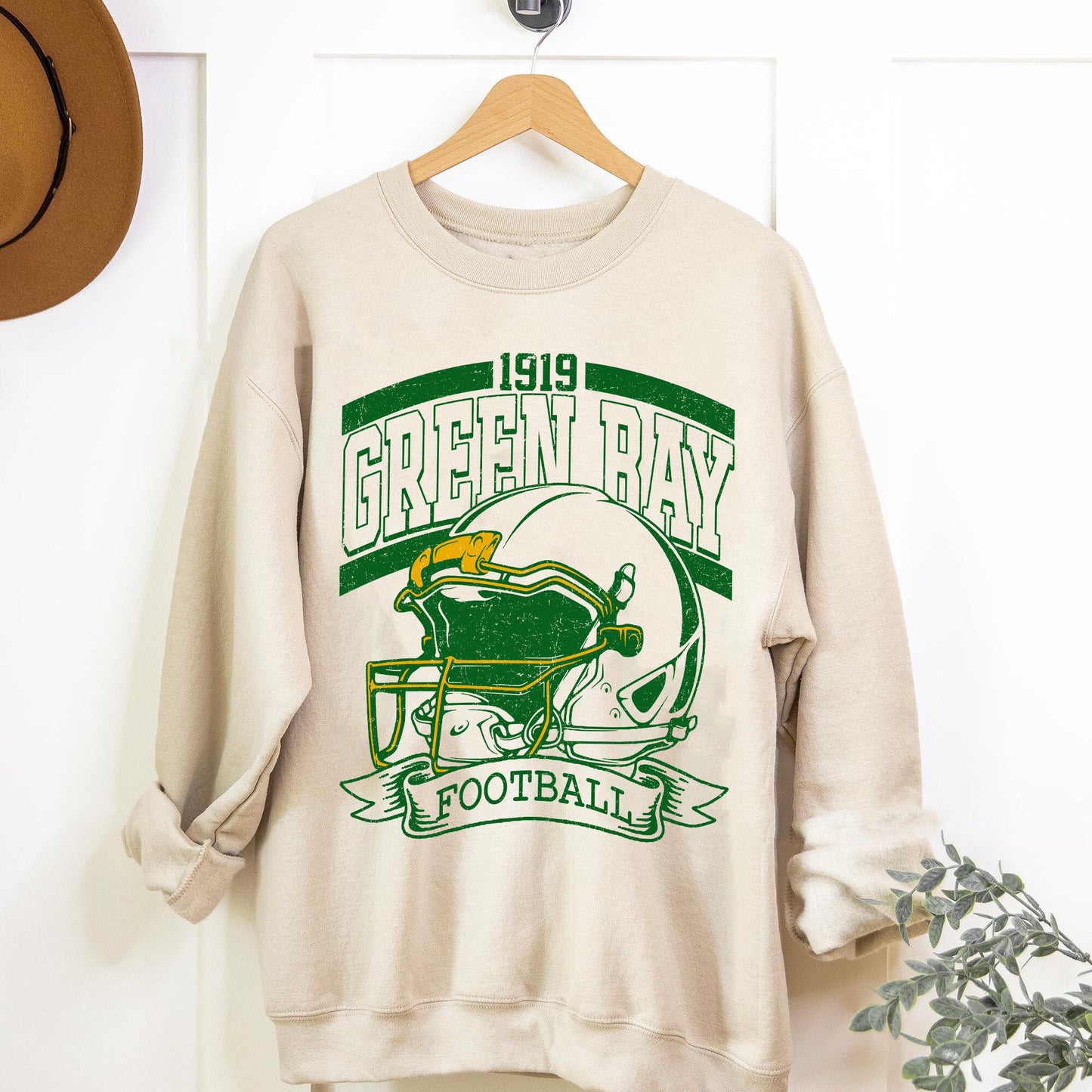 Green Bay Football Sweatshirt, Graphic Tee Gift For Football Fan Sport, Green Bay Shirt Retro Style 90s Vintage Unisex Crewneck, Game Day.