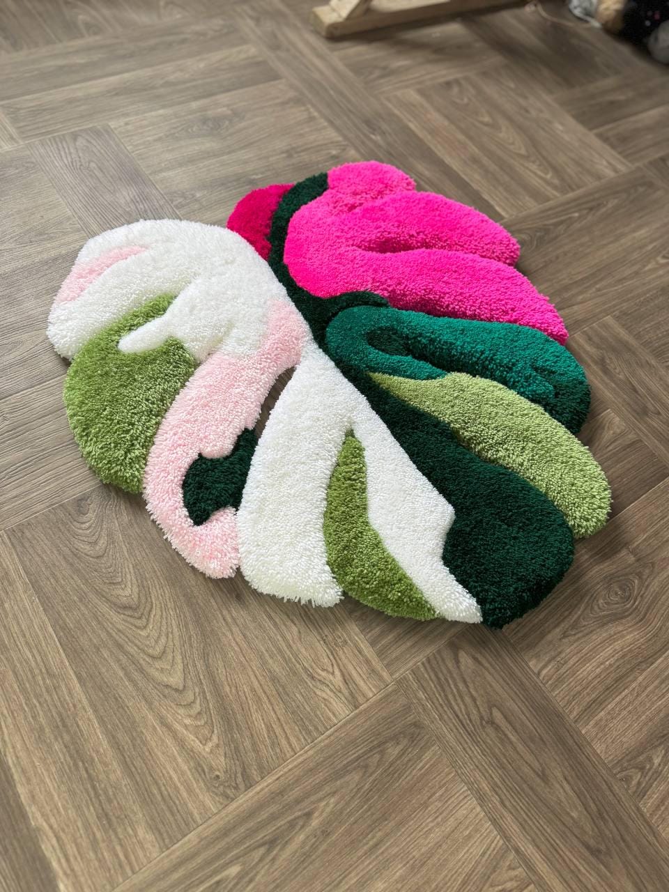 Tufted Fluffy Monstera rug.Custom rug.Flower rug.Rugs for bedroom aesthetic.Plant rug.decorative rug.Handmade rugs.Monstera albo rug.