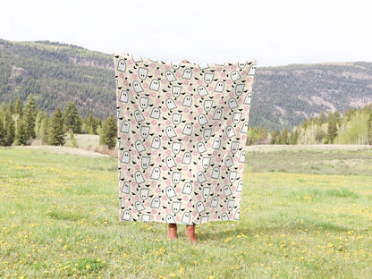 Soft Halloween Ghost Blanket, Halloween Home Decor or Gifts, Cute Spooky Soft Blanket, Cozy Fall Decor, Pink Ghost Throw, Hallowen Gift