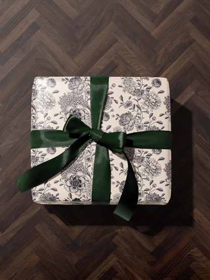 Flower Wrapping Paper Wedding Gift Wrap Floral Gift Wrap Elegant Christmas Gift Wrap Baby Shower Gift Wrap Special Occasion Gift Wrap Rose