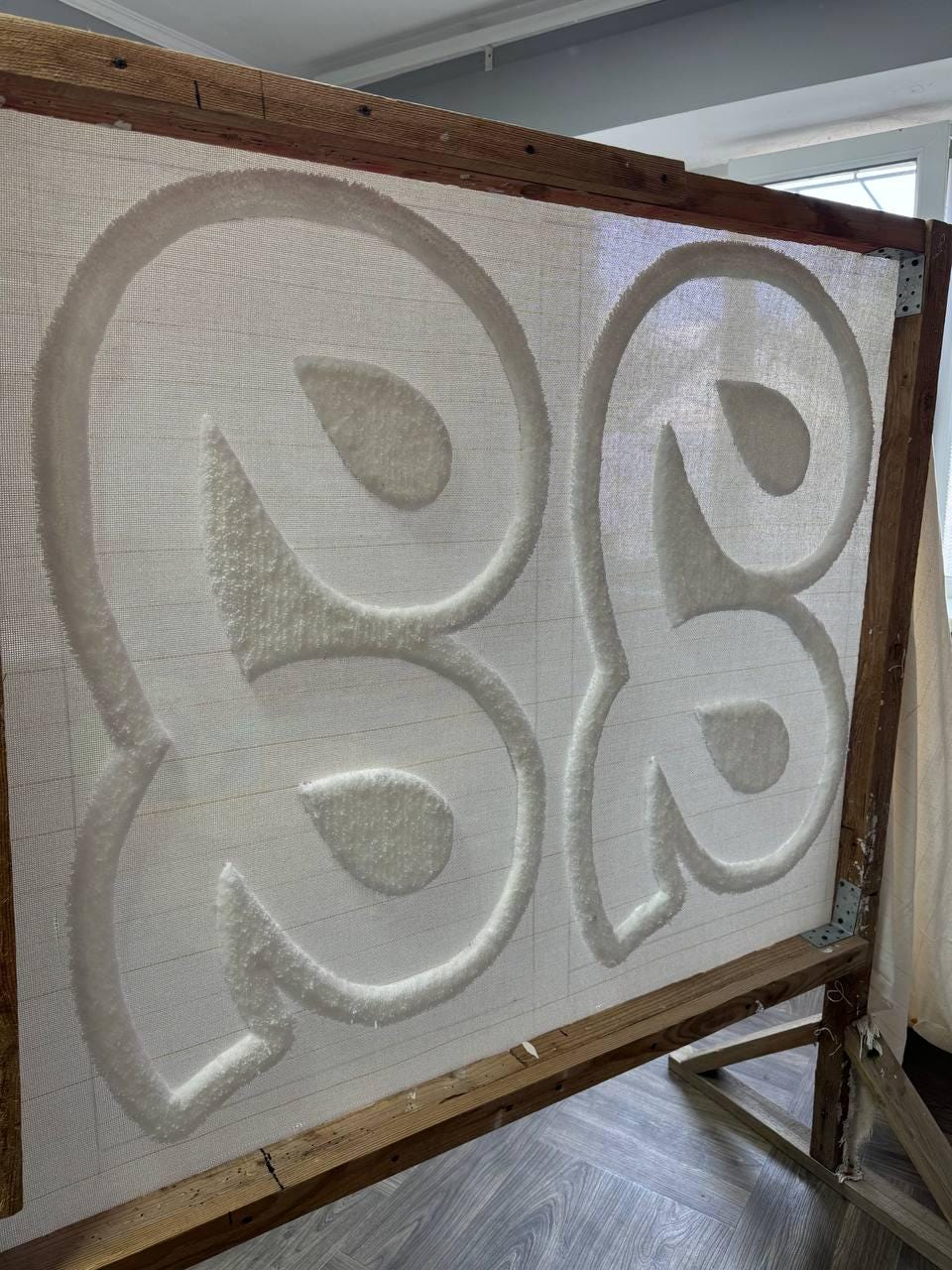 Custom rug.Hand Tufted rugs.Designer rug.Handmade rug.Rugs for bedroom aesthetic.Rug making.Area rug.Anime rug.Hypebeast rug.CD rug.y2k rug