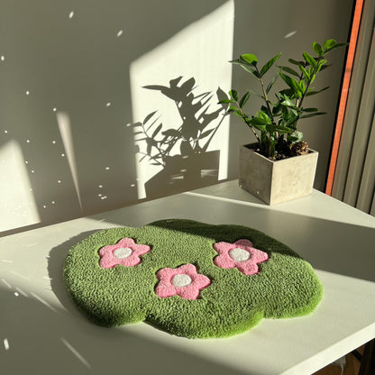 Cute Tufted Keyboard Rug With Flowers and Grass – Lovely Gift Idea for a Sister, Daughter, Girlfriend or Bride