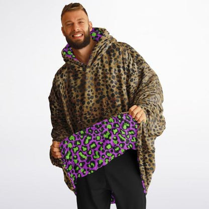 Neon Purple Leopard Print Unisex Reversible Snug Hoodie, Psychedelic Vivid Colors Pullover Hooded Blanket with Sleeves,All Over Print Hoodie