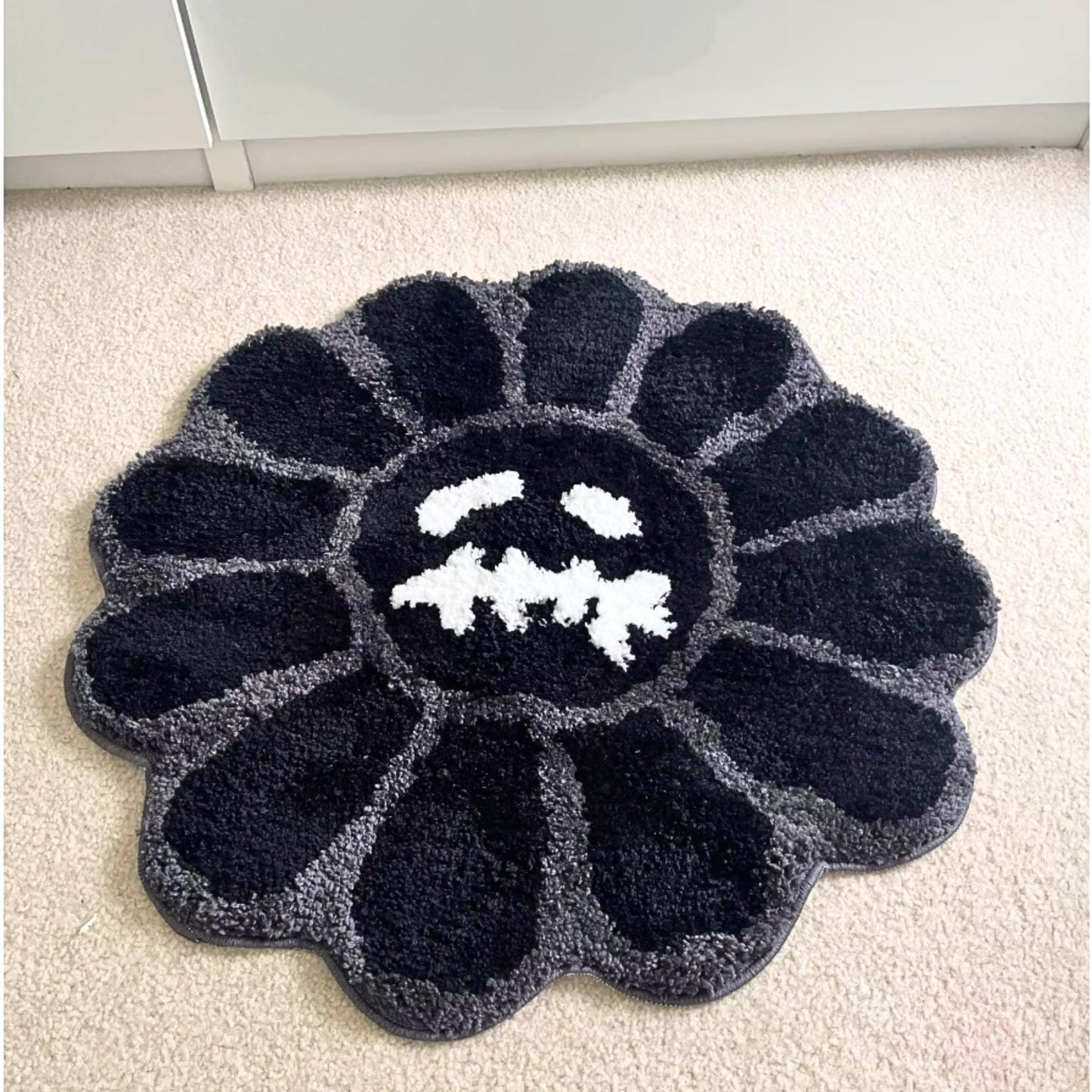 Tufted Flower Rug - Travis Scott x Murakami Rug -Cactus Jack - Travis Scott Tufted Rug - Smiling Face Tufted Rug for Halloween
