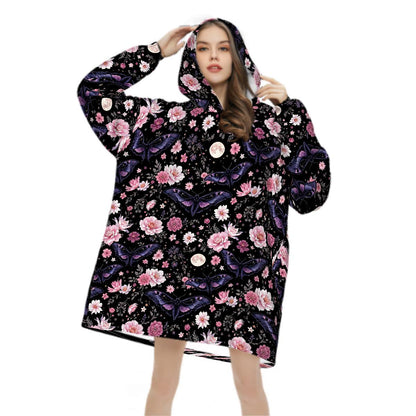 Purple Moth Floral Blanket Hoodie, Pink Boho Witchy Black Hooded Jumper, Gothic Floral Cute Winter Fall Accessory
