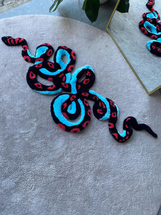 Snake Design Tufted Rug - Unique Animal Floor Mat, Geometric Snake Rug, Boho Home Decor, Handcrafted Area Rug, Mystical Animal Art