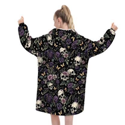 Purple Rose Skulls Blanket Hoodie, Black Witchy Black Wildflower Hooded Jumper, Long Sleeve Fashion Loungewear for Women