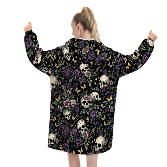 Purple Rose Skulls Blanket Hoodie, Black Witchy Black Wildflower Hooded Jumper, Long Sleeve Fashion Loungewear for Women