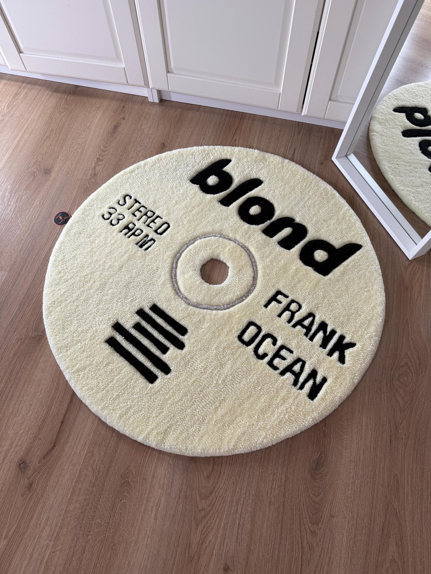 Blond Album Cover Rug: Handmade Tufted Music Rug (90cm)