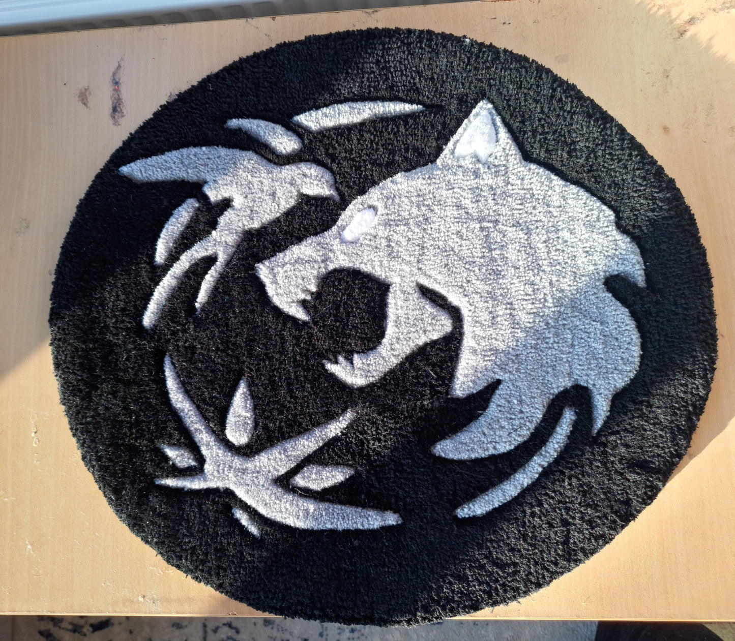 The Witcher Wolf Medallion Rug: Handmade Tufted Gaming Decor