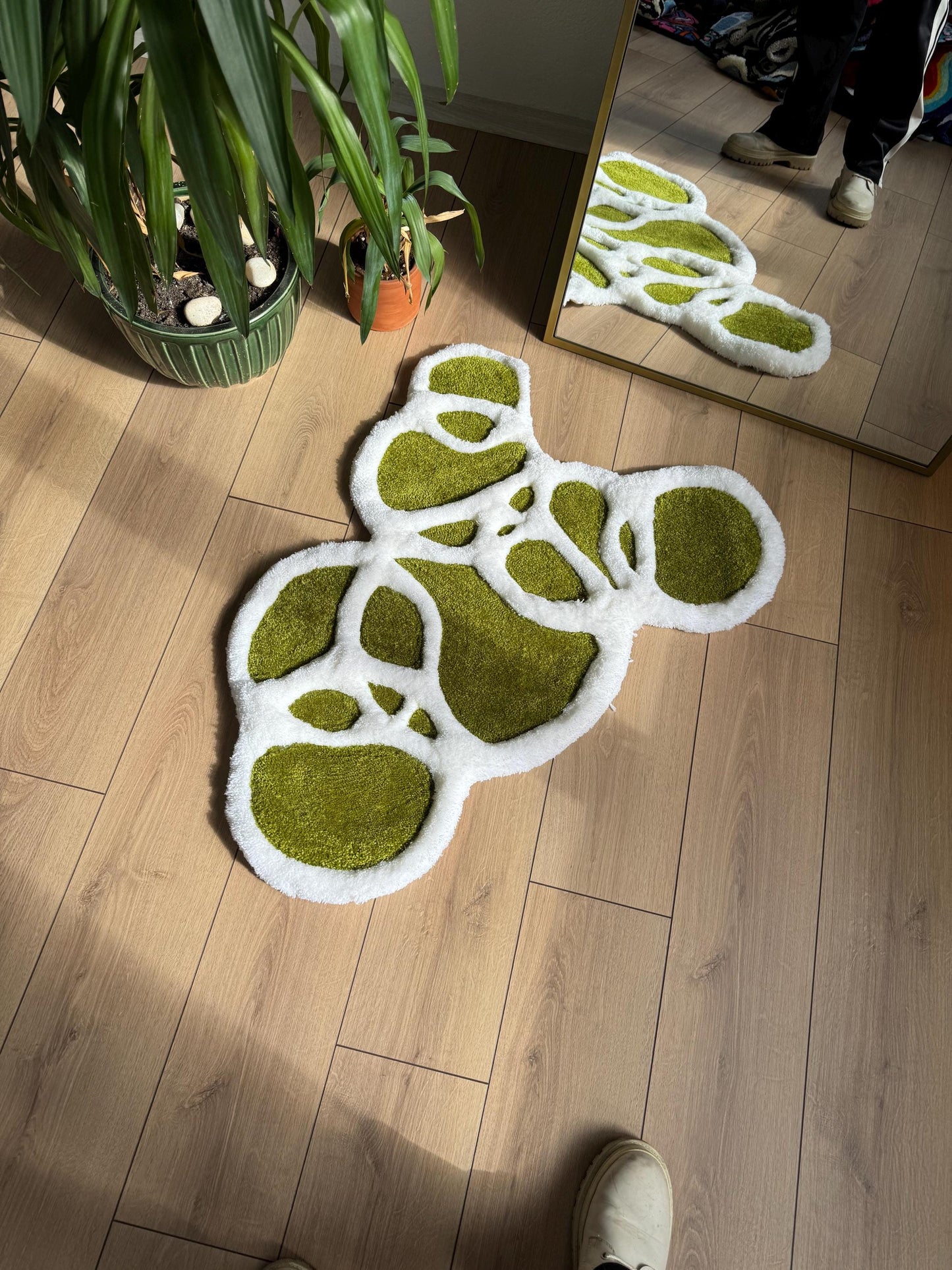 Green Wave Rug - Ocean-Inspired Handmade Carpet with Bubbles and Flowing Water Design