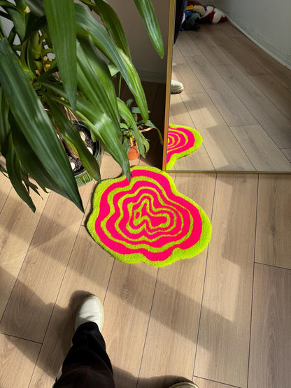 Illusion Rug - Mind-Bending Optical Illusion Carpet, Handmade Abstract Home Decor