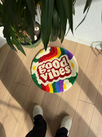 Retro 'Good Vibes' Texted Fluffy Handmade Tufted Rug