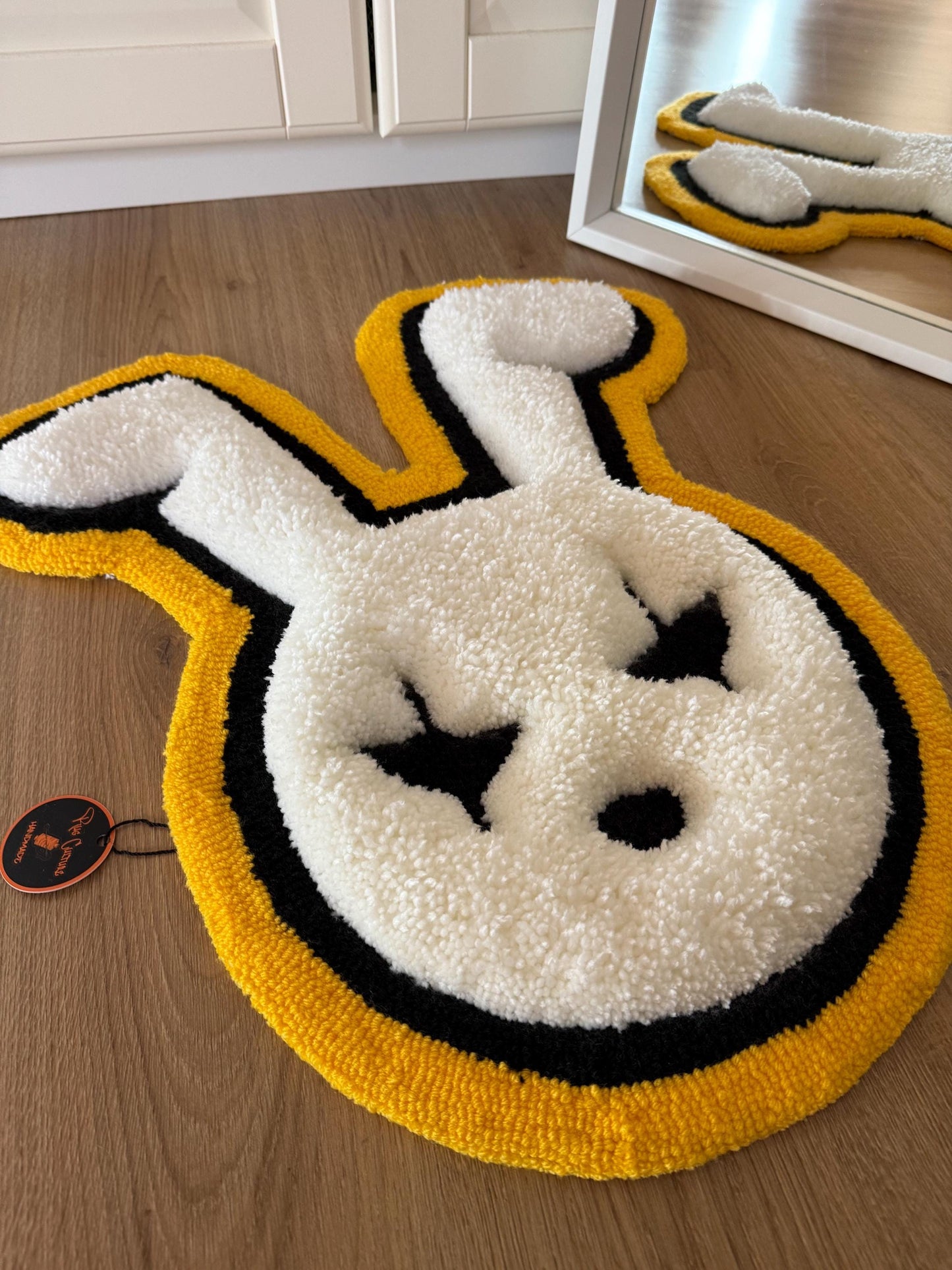 Handmade Tufted Bunny Rug – 3D Fluffy Rabbit Carpet, Cute Wall Art or Floor Mat, Funny Accent Decor (Bad Bunny Inspired)