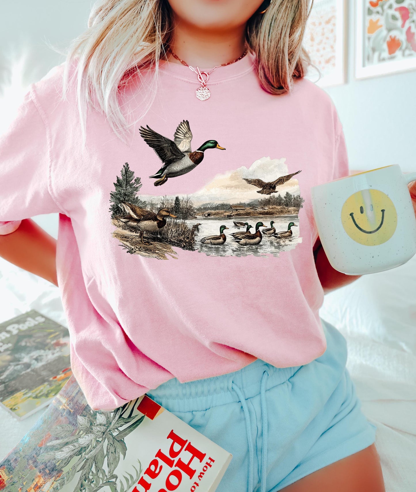 Comfort Colors ® Retro Mallard Ducks Shirt, Ducks Fall Sweatshirt, 90s Waterfowl Duck Hoodie, Retro Duck Shirt, Duck Hunting Crewneck