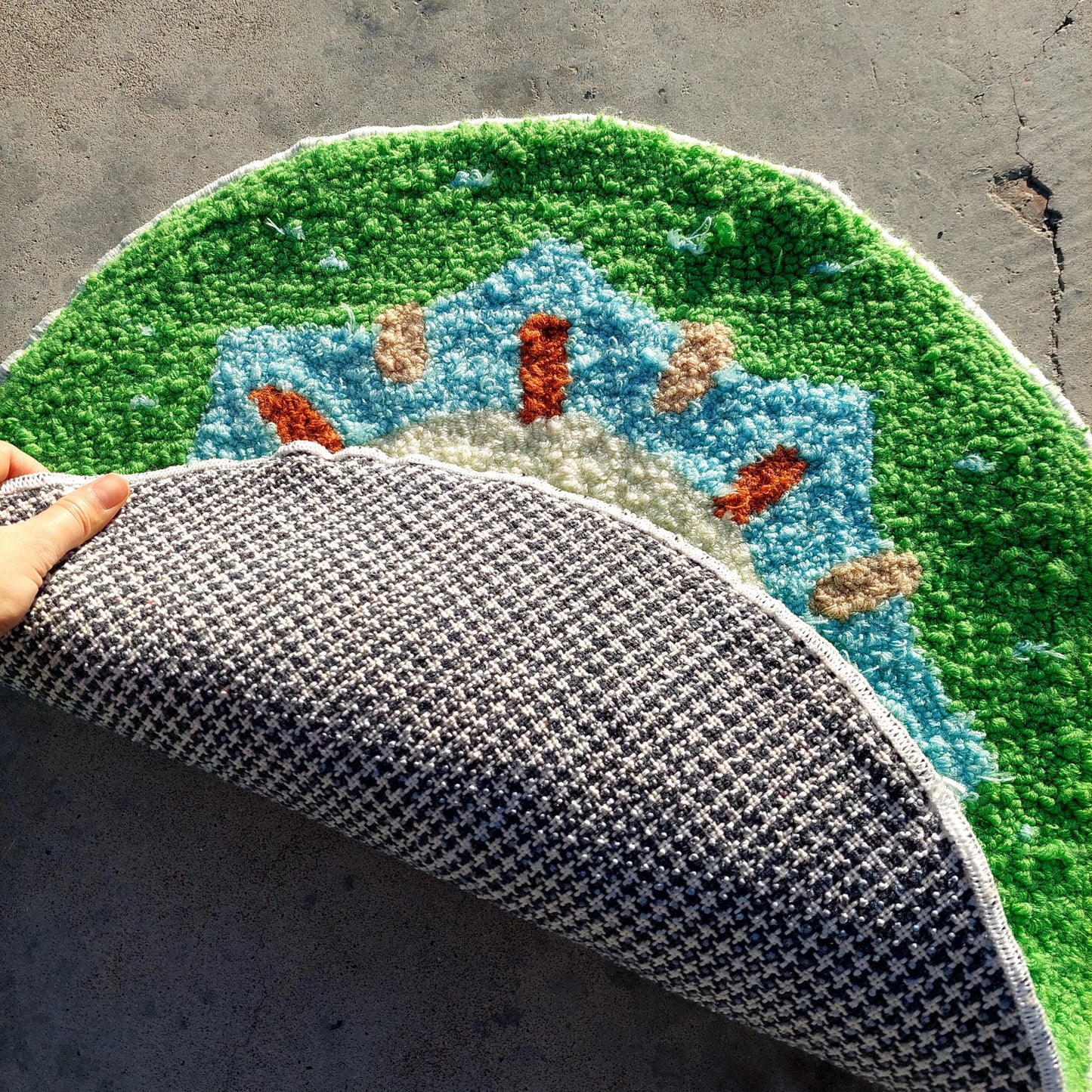 KiwiTufted Rug,Hand Tufted Fruit Rug,Custom Rug,Handmade Rug,Kitchen Rug,Area Rug,Home Decor,Living Room Rug,Cool Rug,Modern Rug,Green Rug