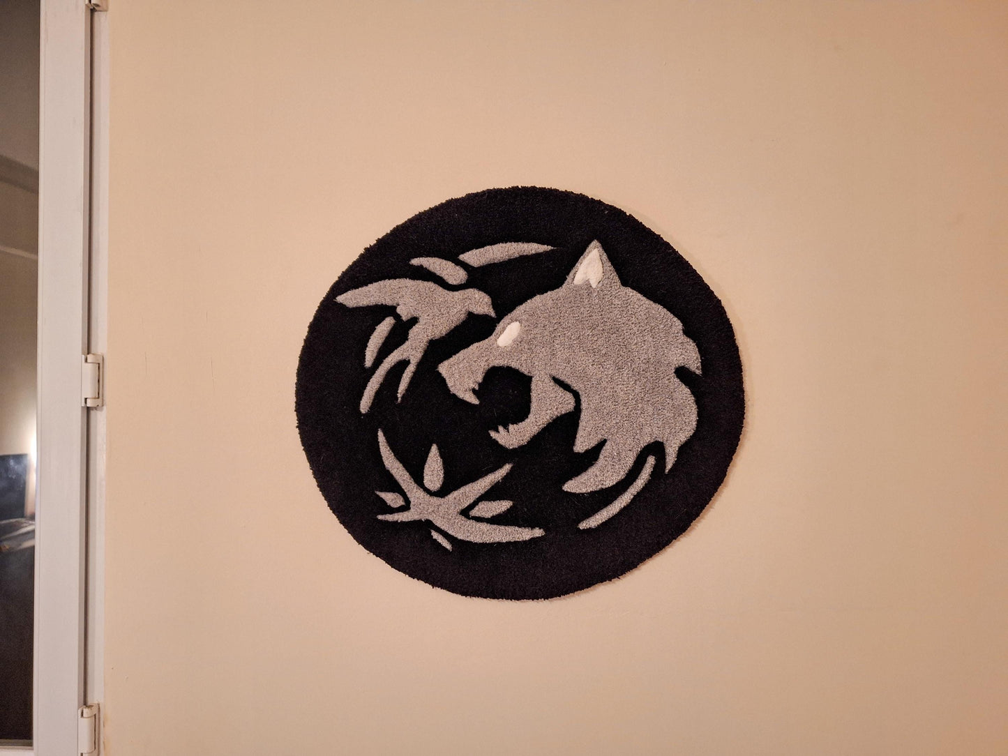 The Witcher Wolf Medallion Rug: Handmade Tufted Gaming Decor