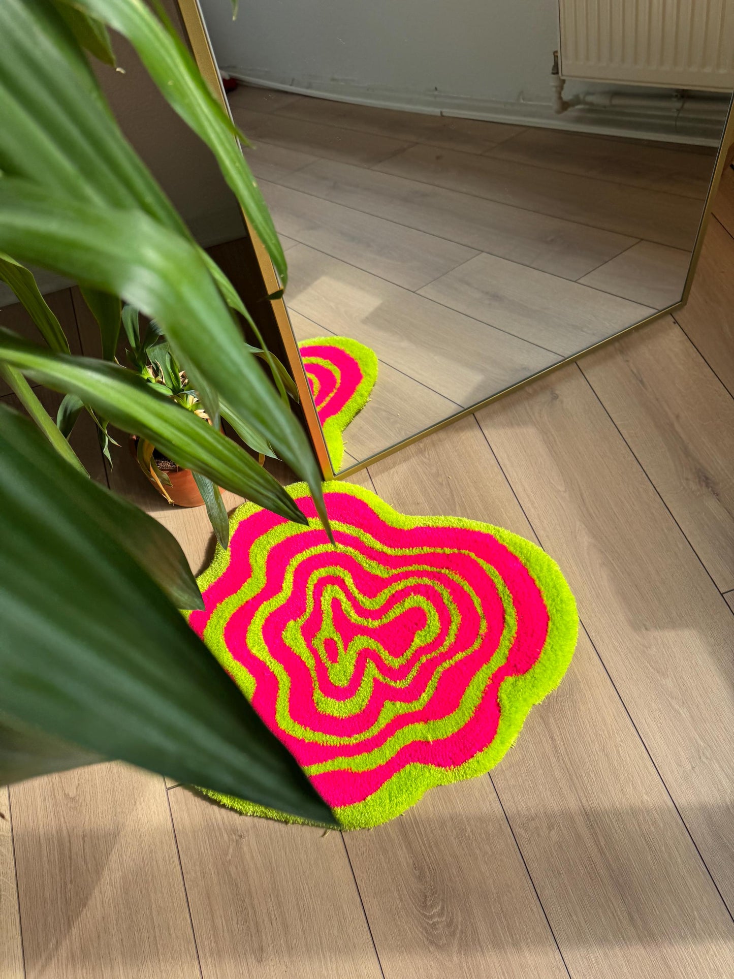 Illusion Rug - Mind-Bending Optical Illusion Carpet, Handmade Abstract Home Decor