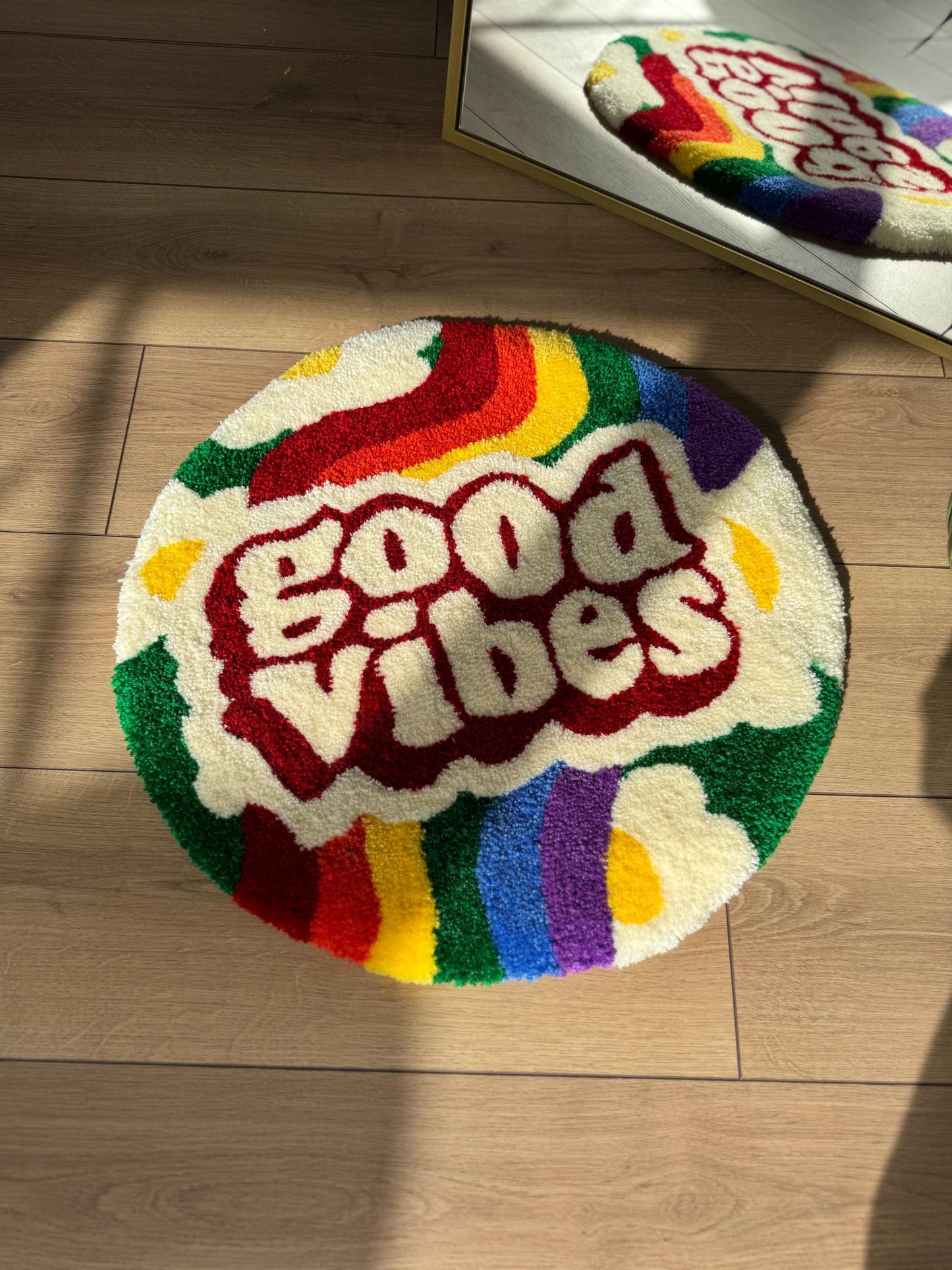 Retro 'Good Vibes' Texted Fluffy Handmade Tufted Rug
