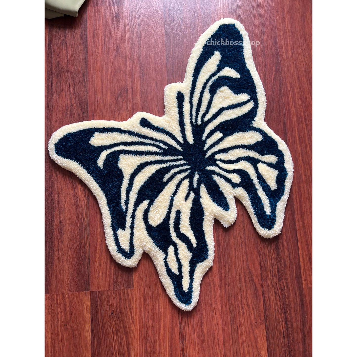 Handmade Tufted Butterfly Tufted Rug - Aesthetic Soft Plush Decorative Handmade Rug