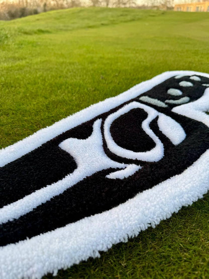 Knife-shaped rug, scream rug, handmade rug, horror rug, custom tufted rug, unique home decor